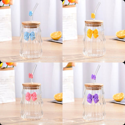 Elegant Grooved Glass Mug with Lid and Straw – 540ml